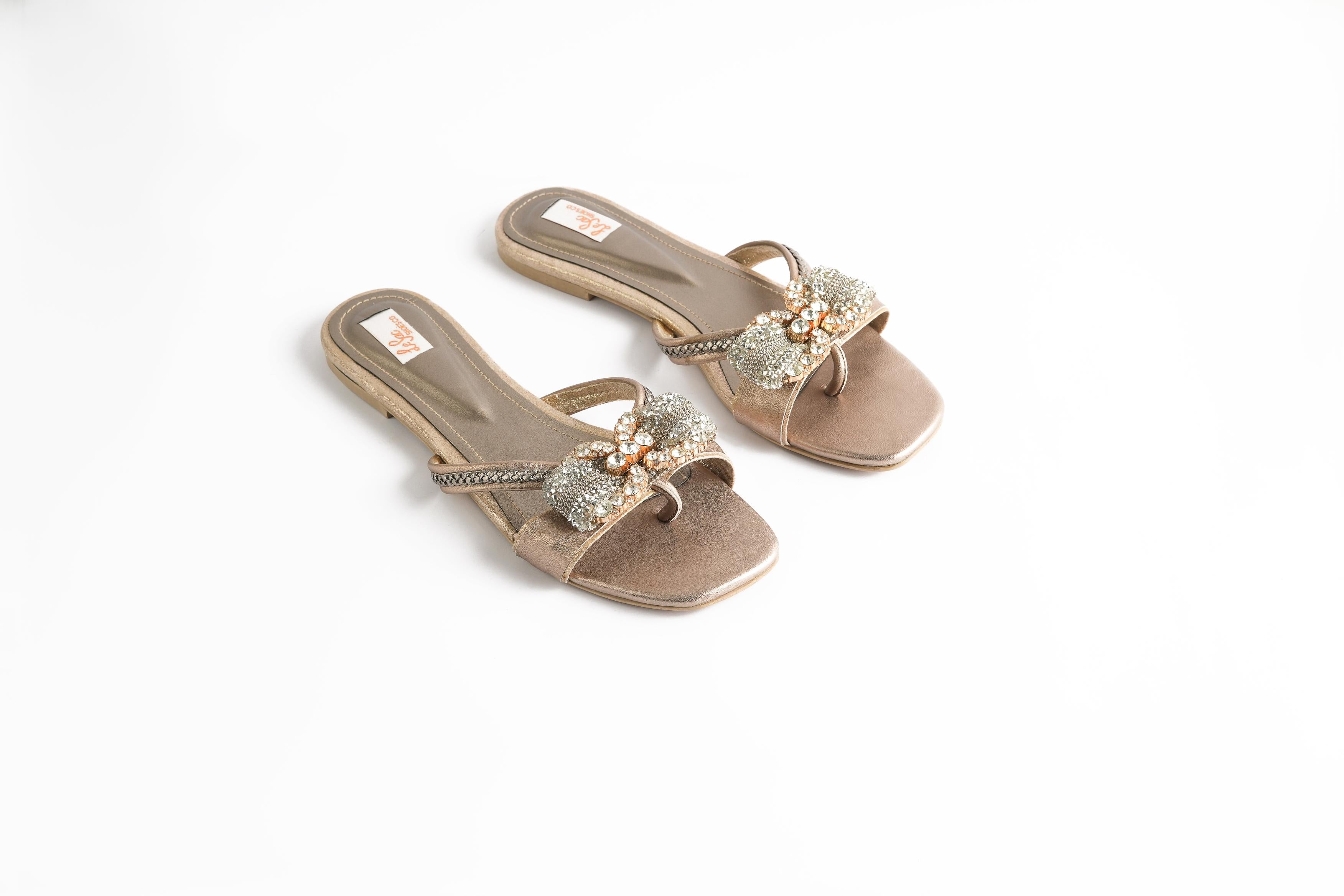 Sophisticated Sandals with Bow and Pearls